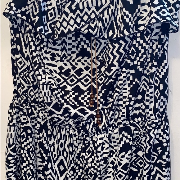 Aztec Design Dress - Picture 4 of 6